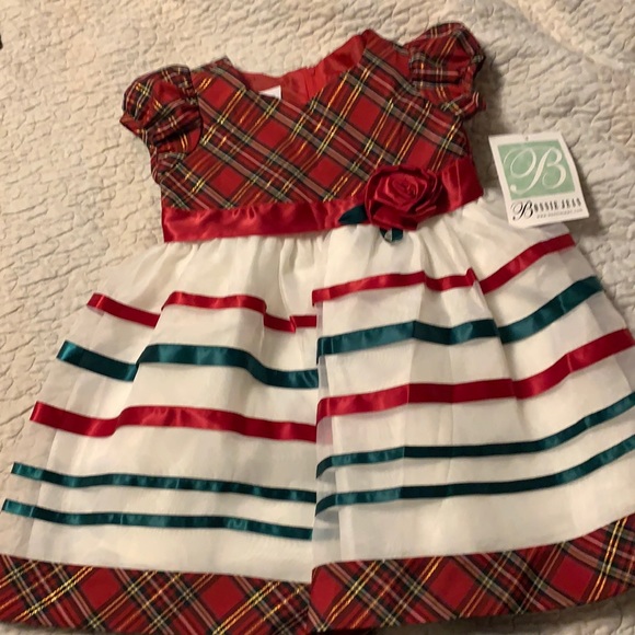 Dress - Picture 1 of 2